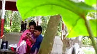 Desi Park m bhabhi ki romance