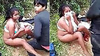 Desi couple caught in the jungle