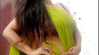 Beautiful Big tits Tamil model leaked video