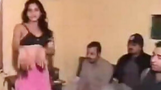 lucknow naked girl dances in front of guys