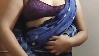 Sexy aunt chudai video HD mein