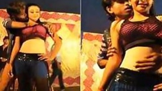 Desi dancer performs her XXX show but guy is touching melons and snatch