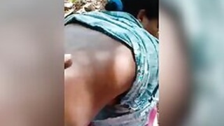 Desi slut tries her best when she gets fucked in MMC XXX video outdoors