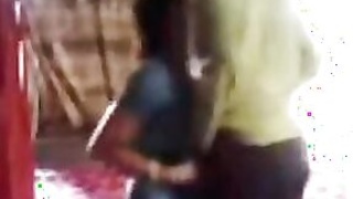 Hot Indian video of a horny guy enjoying and seducing a beautiful mother I love to fuck