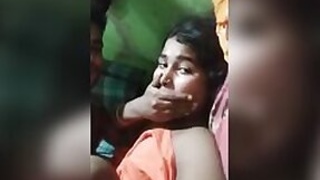 Bangladeshi couple Desi shoots their hot sex on home MMS video