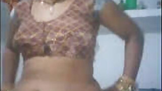 Desi Bhabhi Shows Tits And Pussy