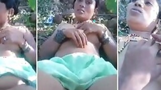 Horny village aunt seduces local guy and fucks him outdoors, Desi mms porn