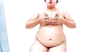 Horny fatty Paki Bhabhi showing her tits and pussy