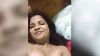 Desi girl's nude selfies scene for her boyfriend goes viral online