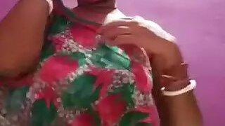 Desi bhabhi on camera