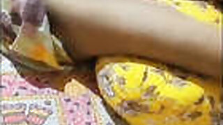 Desi Bhabhi Shows Her Pussy Part 1