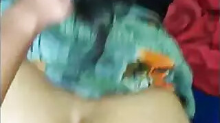 Indian Mohini Bhabi has hard sex with her boyfriend