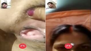 Bihari Bhabhi Shows Pussy to Lover on Video Call