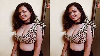 Sexy Girl Sanjana Shows Her Boobs On Video Call Part 4